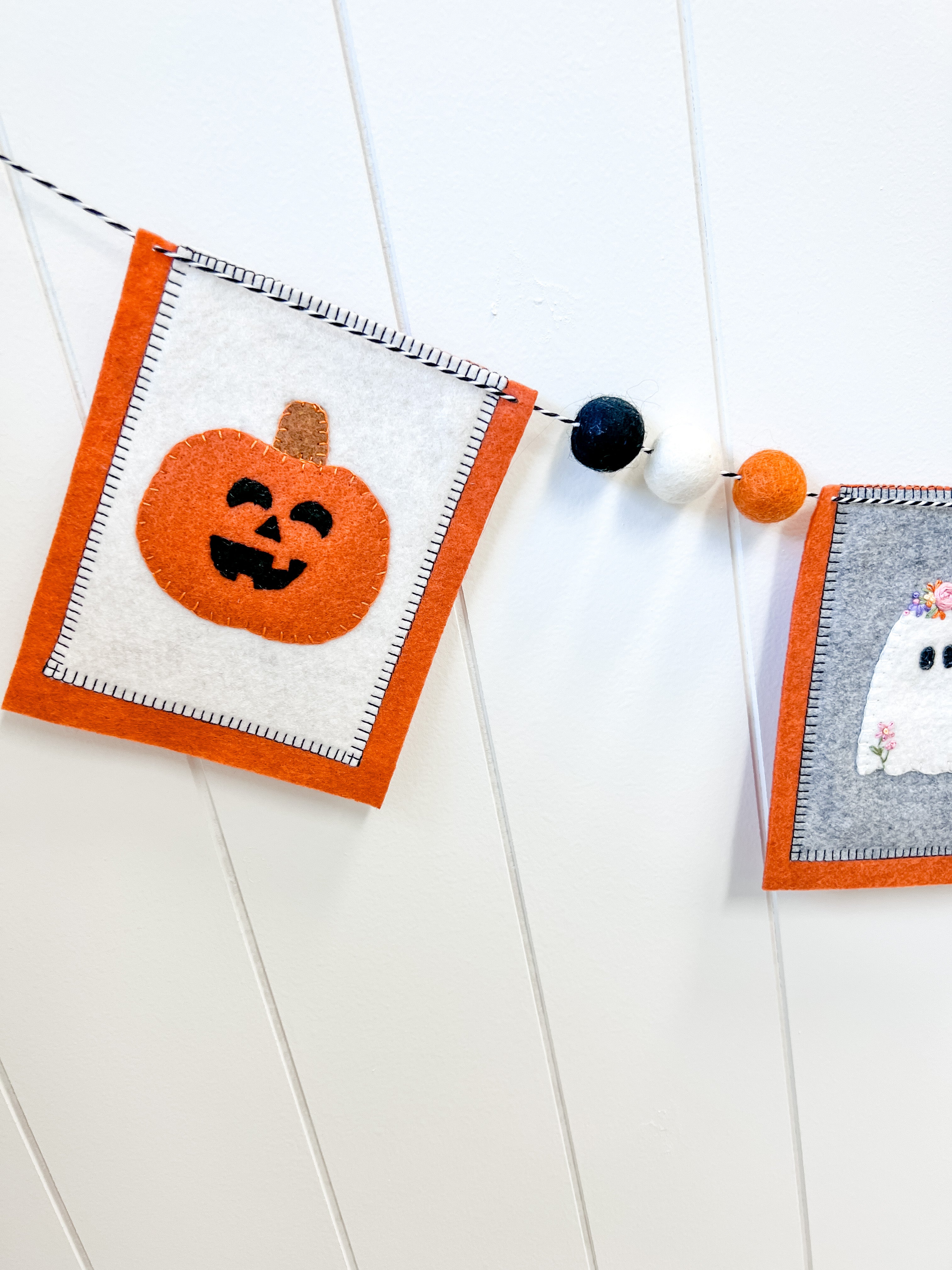 Halloween garland kit