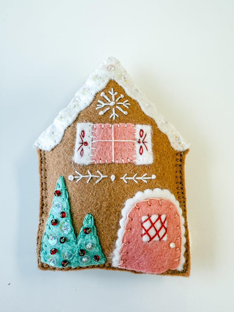 Embroidered Gingerbread Houses with 8 templates | Digital Pattern