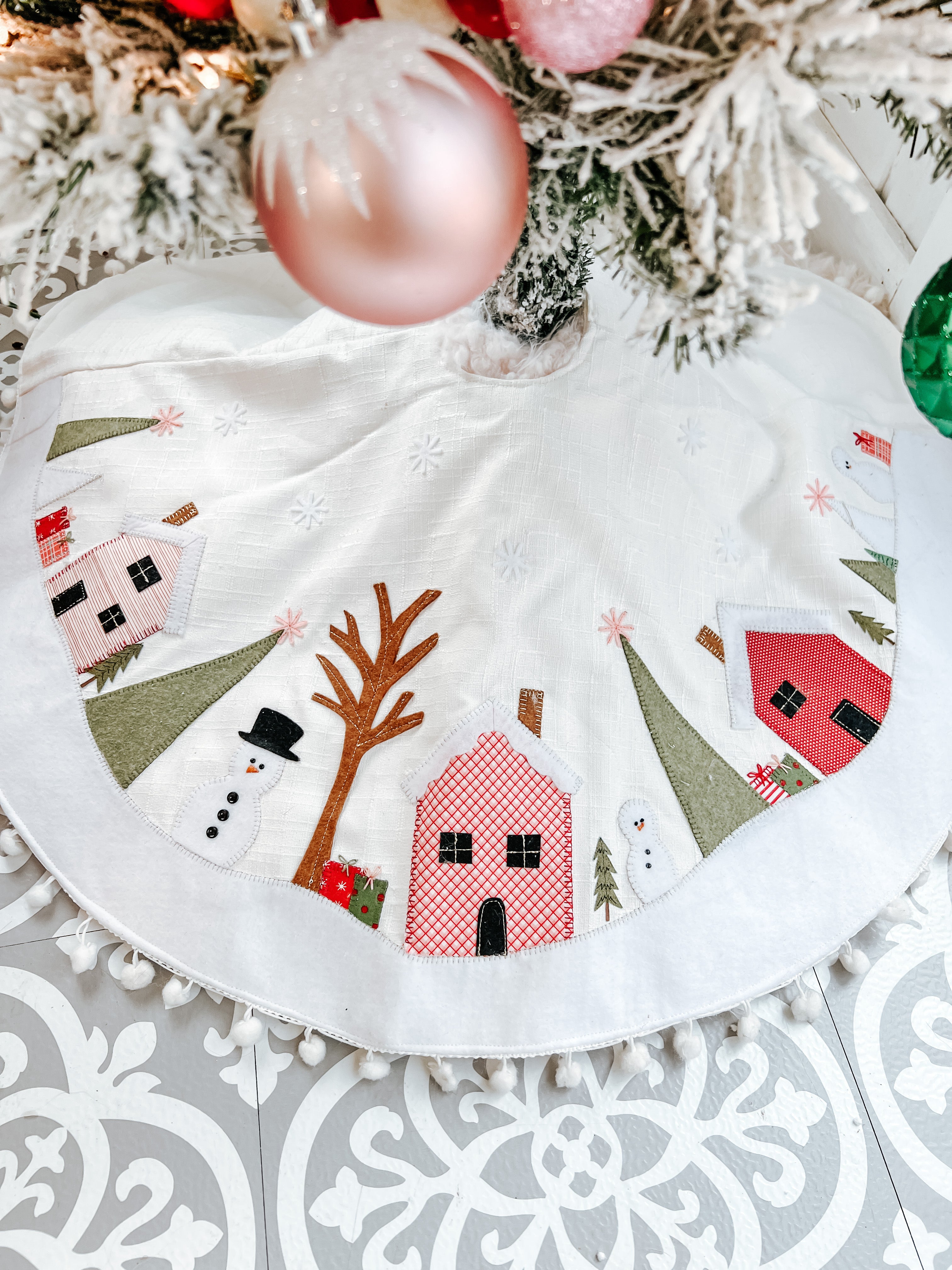 Tree Applique Pattern Printable Winter Applique' Tree Skirt PDF Pattern - The little Green Bean