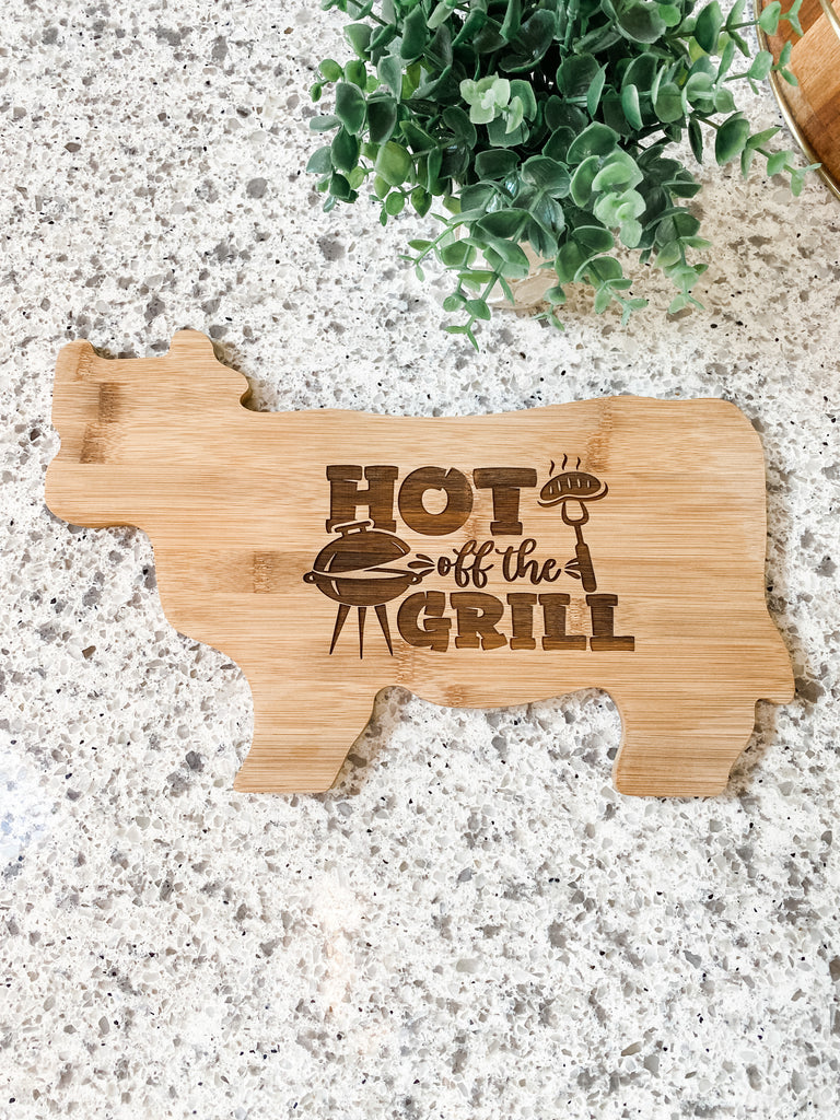 Engraved Cutting Board w Handle | COW| "Hot off the Grill"