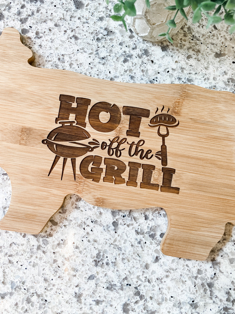 Engraved Cutting Board w Handle | COW| "Hot off the Grill"