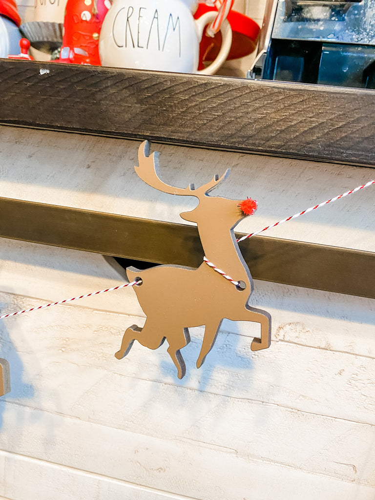 Christmas DIY Kit | Santa Sleigh w 9 reindeer banner