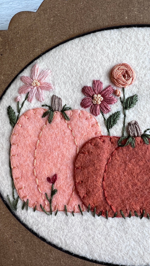 Embroidery & Applique Pattern | A time for fall